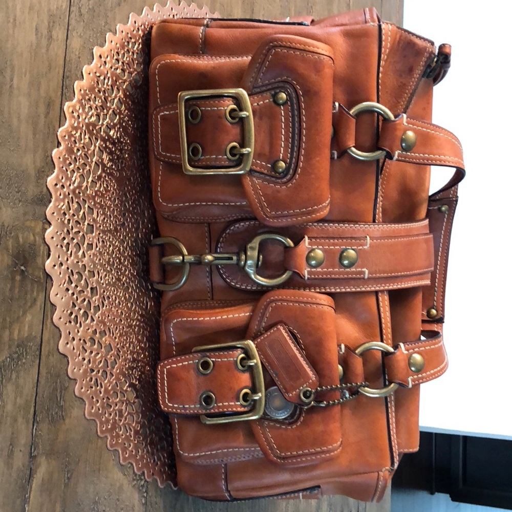 ***Authentic All Leather Coach Handbag***